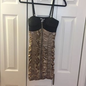 🆕Black and Gold Bodycon Dress M